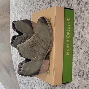 Earth Origins Booties